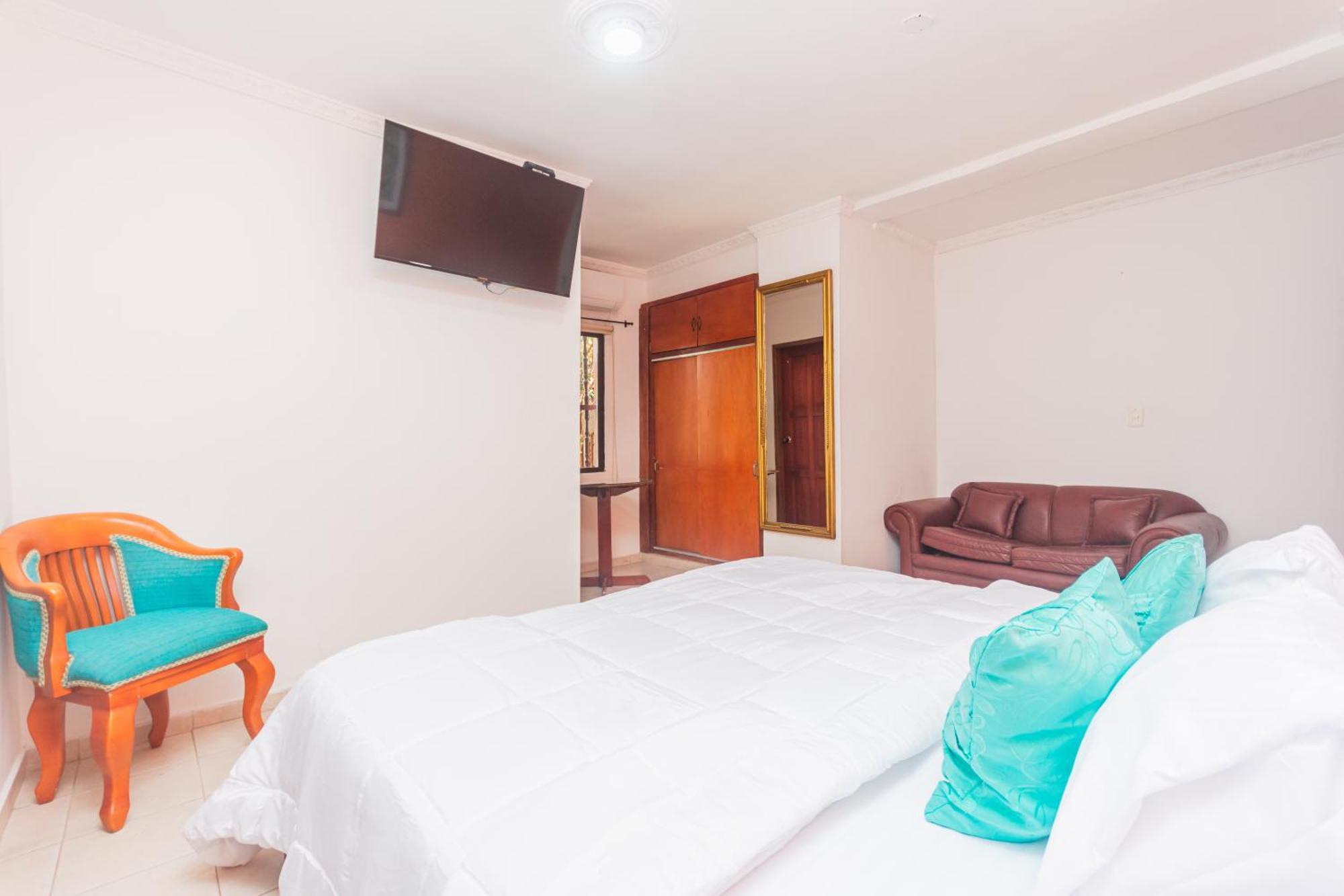 Hotel Baluarte Coast