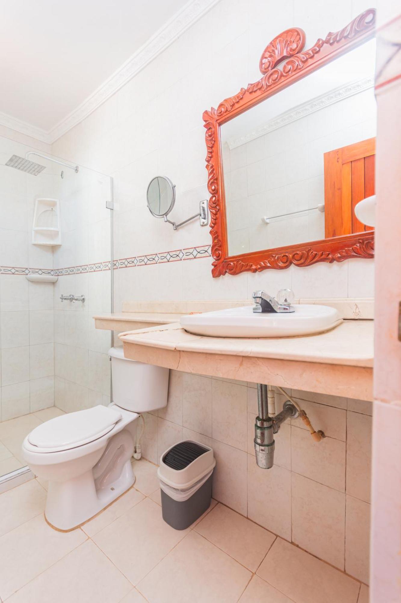 Baluarte Coast Hotel 3*