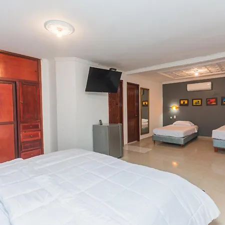 Hotel Baluarte Coast 3*