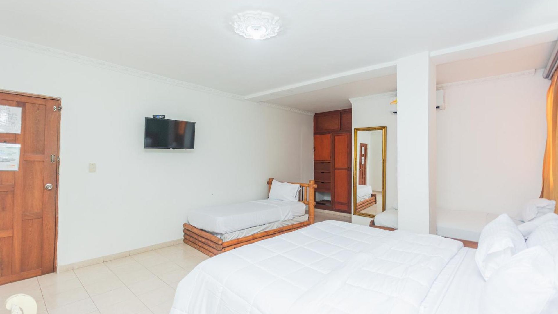 Hotel Baluarte Coast 3*