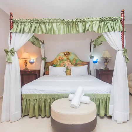 Baluarte Coast Hotel