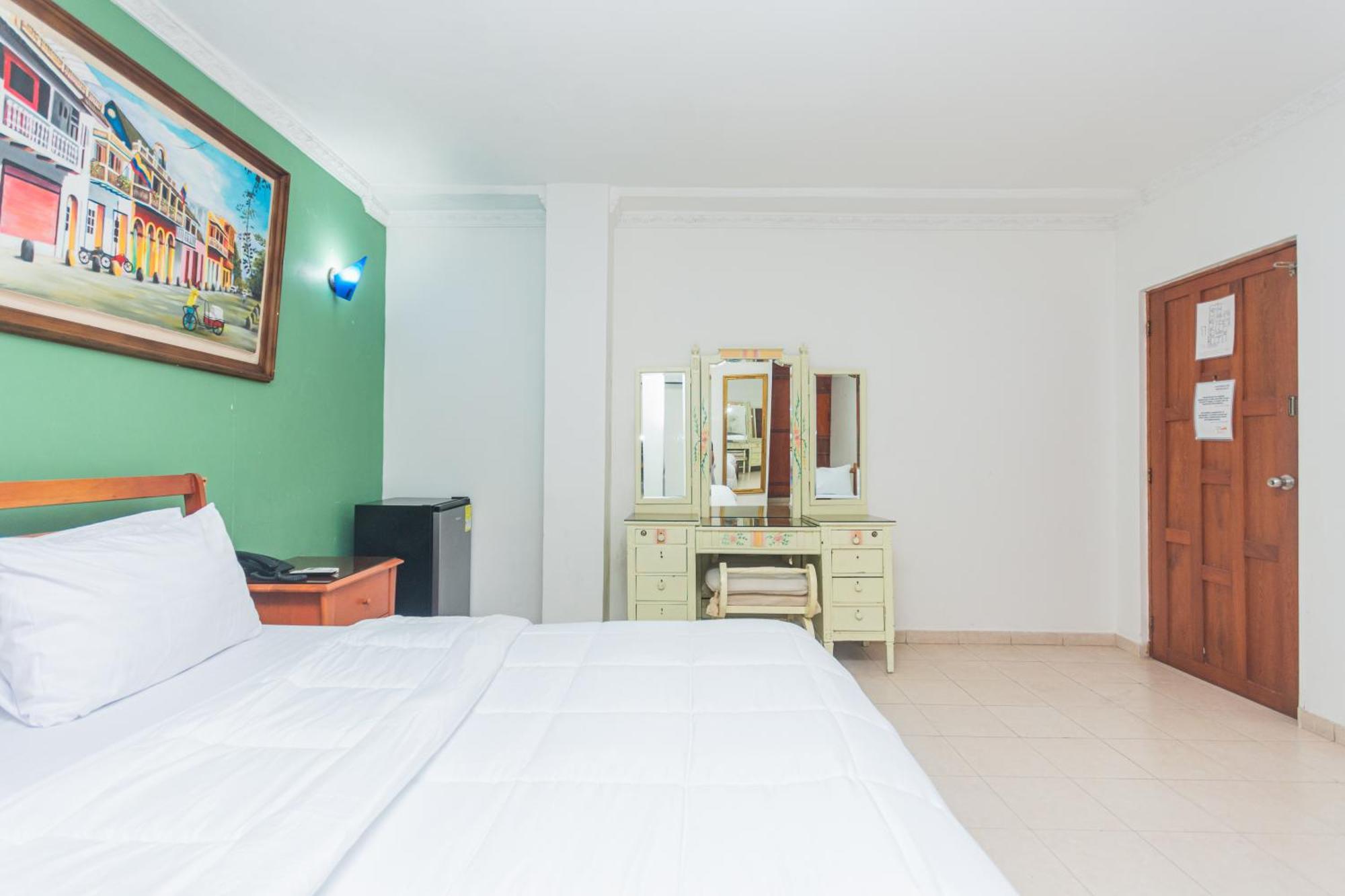 Baluarte Coast Hotel